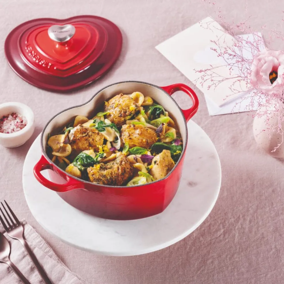 Le Creuset - Braadpan "Hart" in Geëmailleerd Gietijzer met RVS Hartjesknop