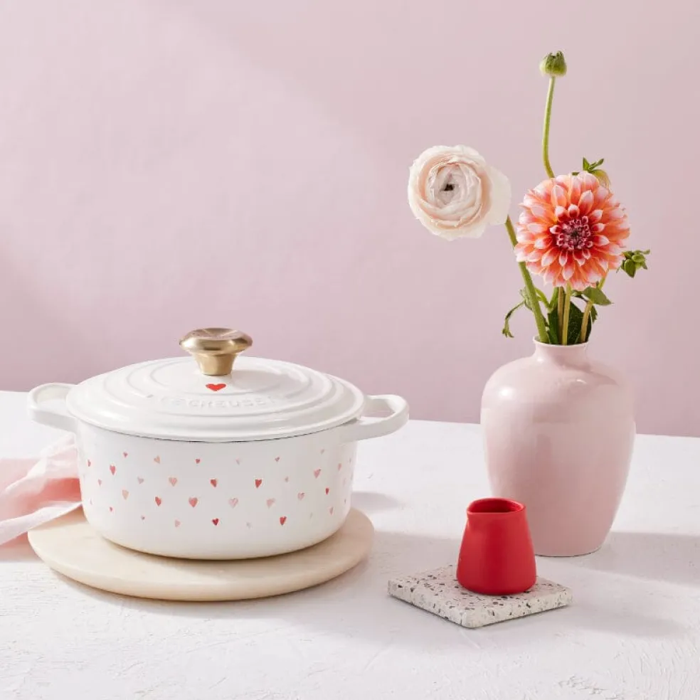 Le Creuset - Stoofpan Rond met Hartmotief in Geëmailleerd Gietijzer