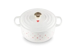 Le Creuset - Stoofpan Rond met Hartmotief in Geëmailleerd Gietijzer