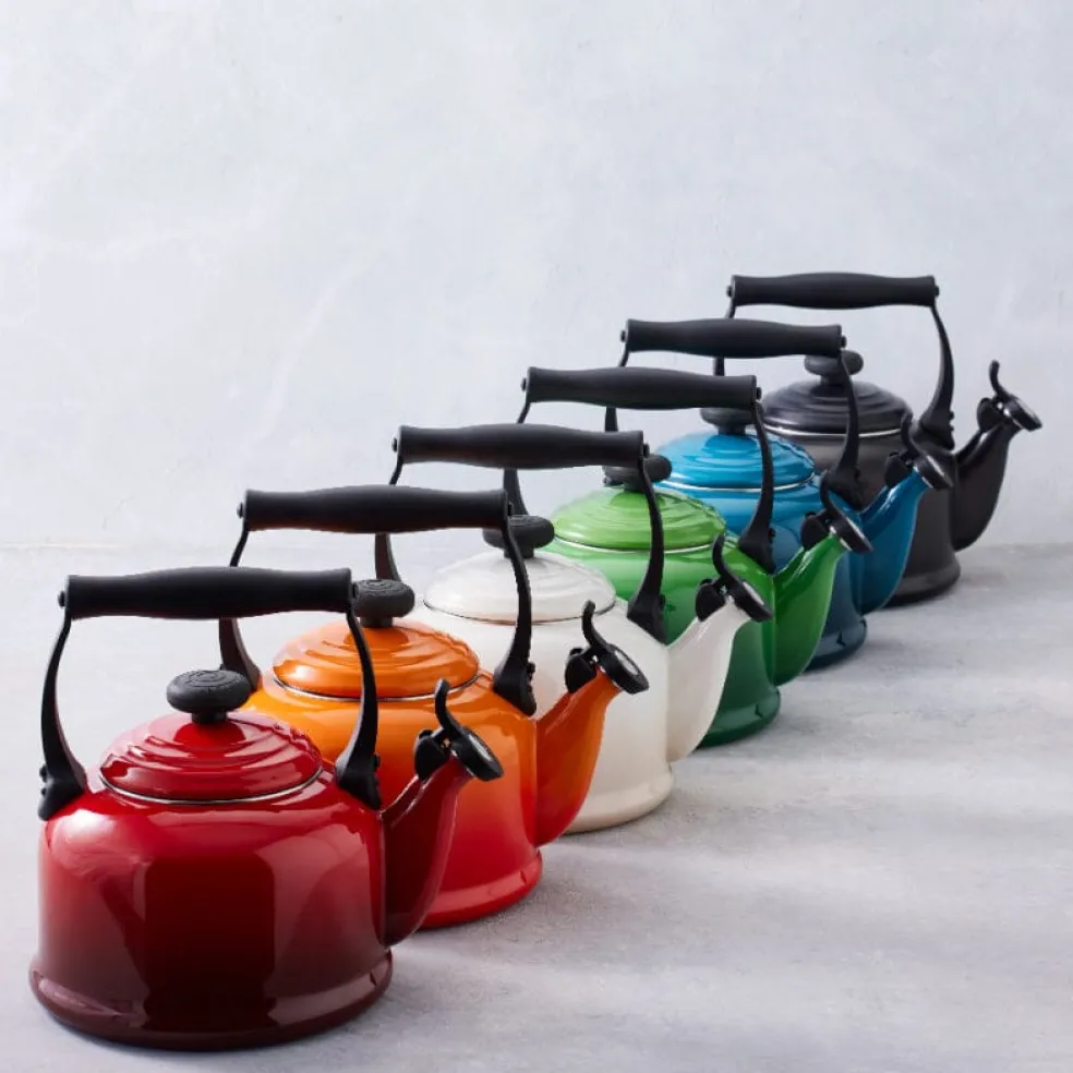 Le Creuset - Tradition Fluitketel Kersenrood 2,1l