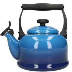 Le Creuset - Tradition Fluitketel Azure 2,1l
