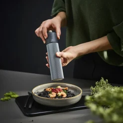 Peugeot - Line Peper- en Zoutmolen set 22 cm Carbon en Aluminium