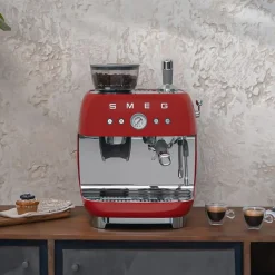 Smeg - Espressomachine | Crème | Jaren 50 | Handmatige espressomachine met geïntegreerde bonenmaler