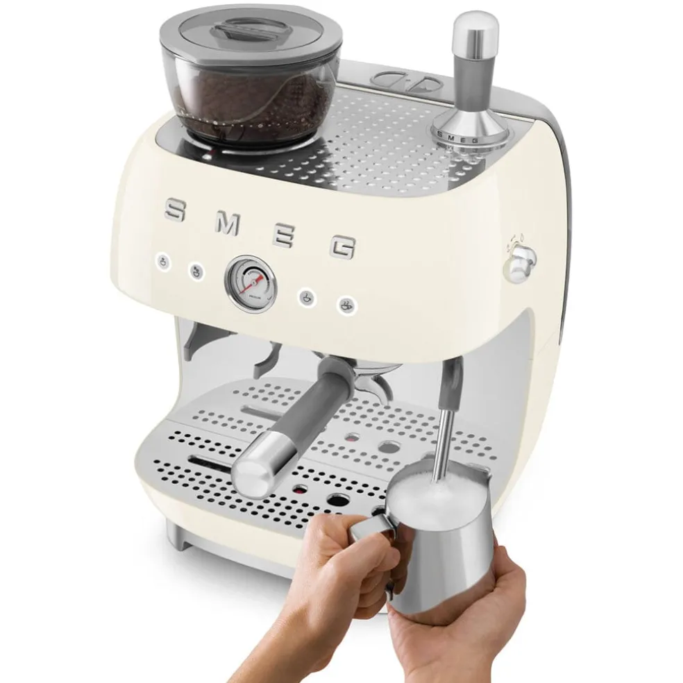 Smeg - Espressomachine | Crème | Jaren 50 | Handmatige espressomachine met geïntegreerde bonenmaler