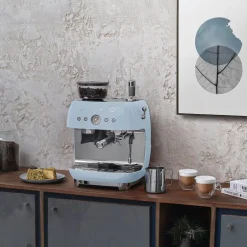 Smeg - Espressomachine | Crème | Jaren 50 | Handmatige espressomachine met geïntegreerde bonenmaler